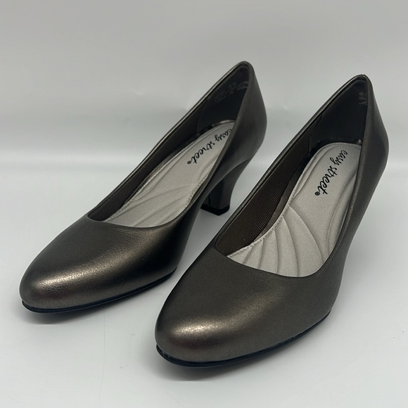 Easy Street Women's Fabulous Short Cone Heel‎ Pumps Pewter Round Toe 7.5 - Picture 1 of 15